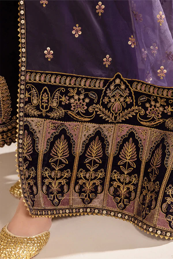 Barqoue Embroidered Velvet Suit UF-420