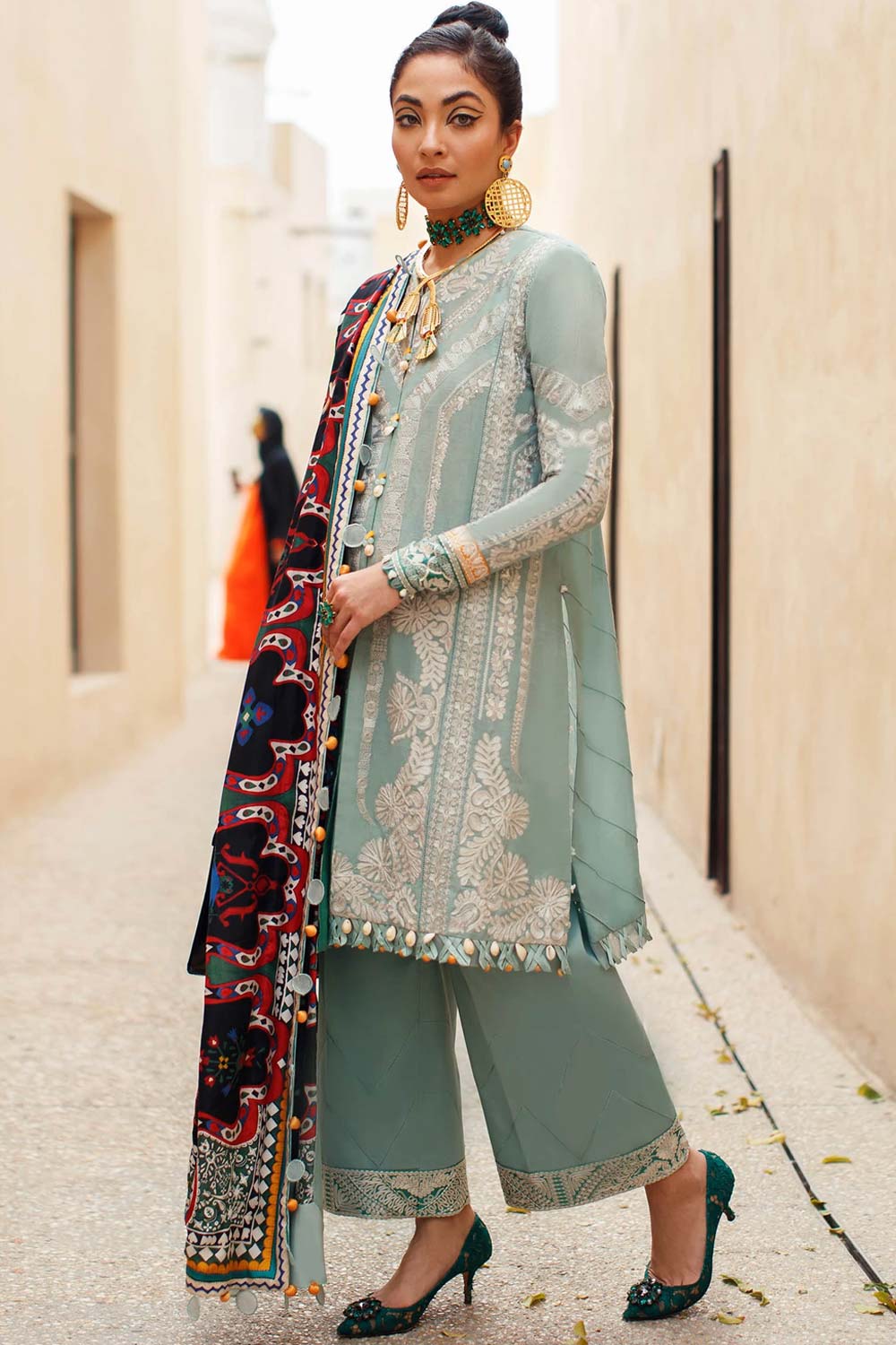 Elan Embroidered Lawn 3 piece suit EL22-03 A (QISTINA)