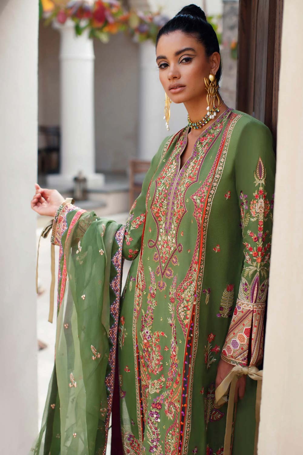 Elan Embroidered Lawn 3 piece suit EL22-06 A (ELNAZ)