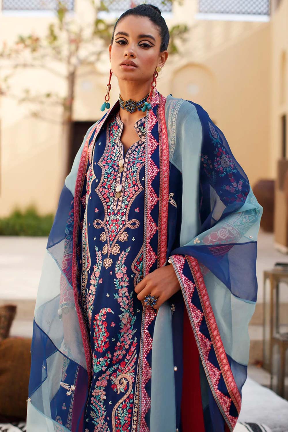 Elan Embroidered Lawn 3 piece suit EL22-06 B (ELNAZ)