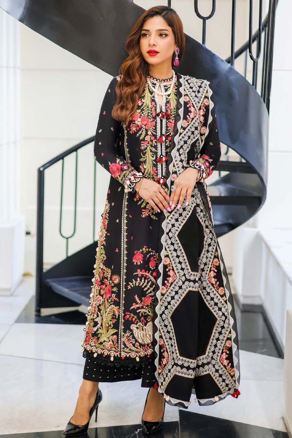 Elan Embroidered Lawn 3 piece suit EL22-12 A (AIREEN)