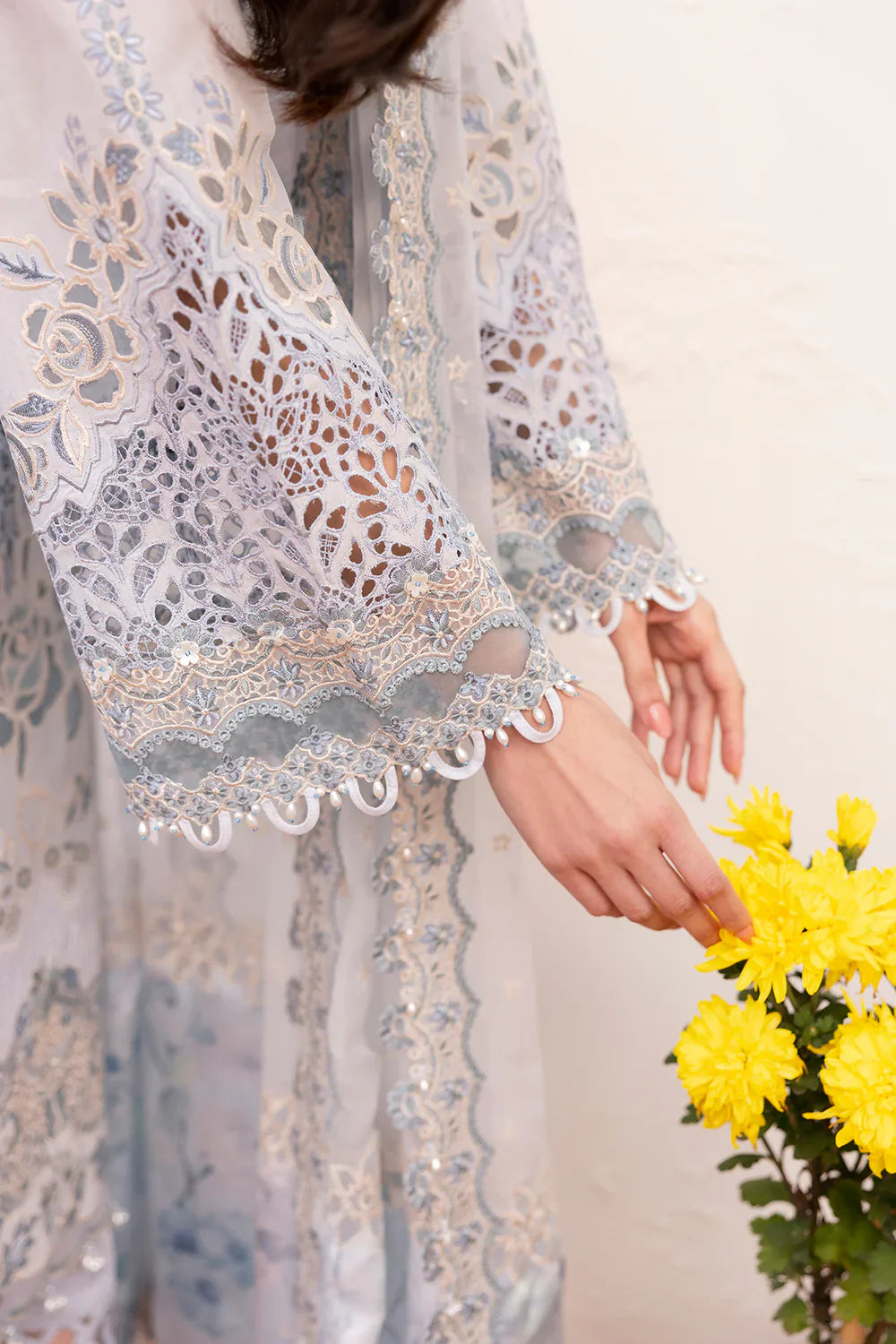 Baroque Embroidered Lawn Suit EL-D02