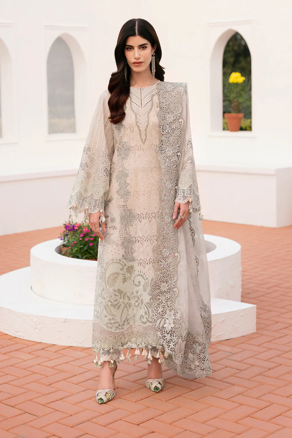 Baroque Embroidered Lawn Suit EL-D04