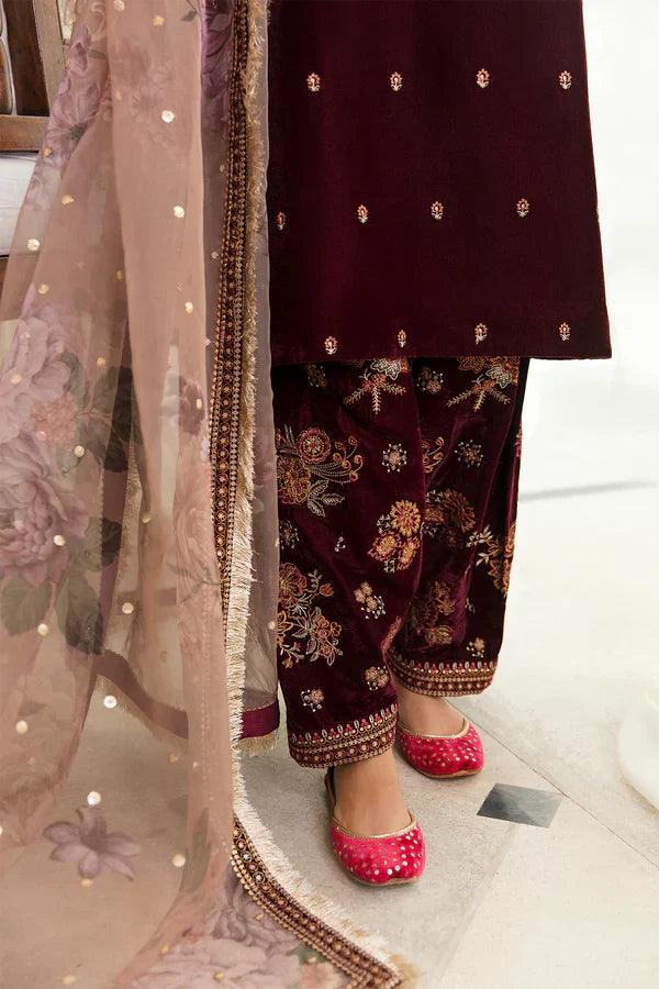 Barqoue Embroidered Velvet Suit UF-250