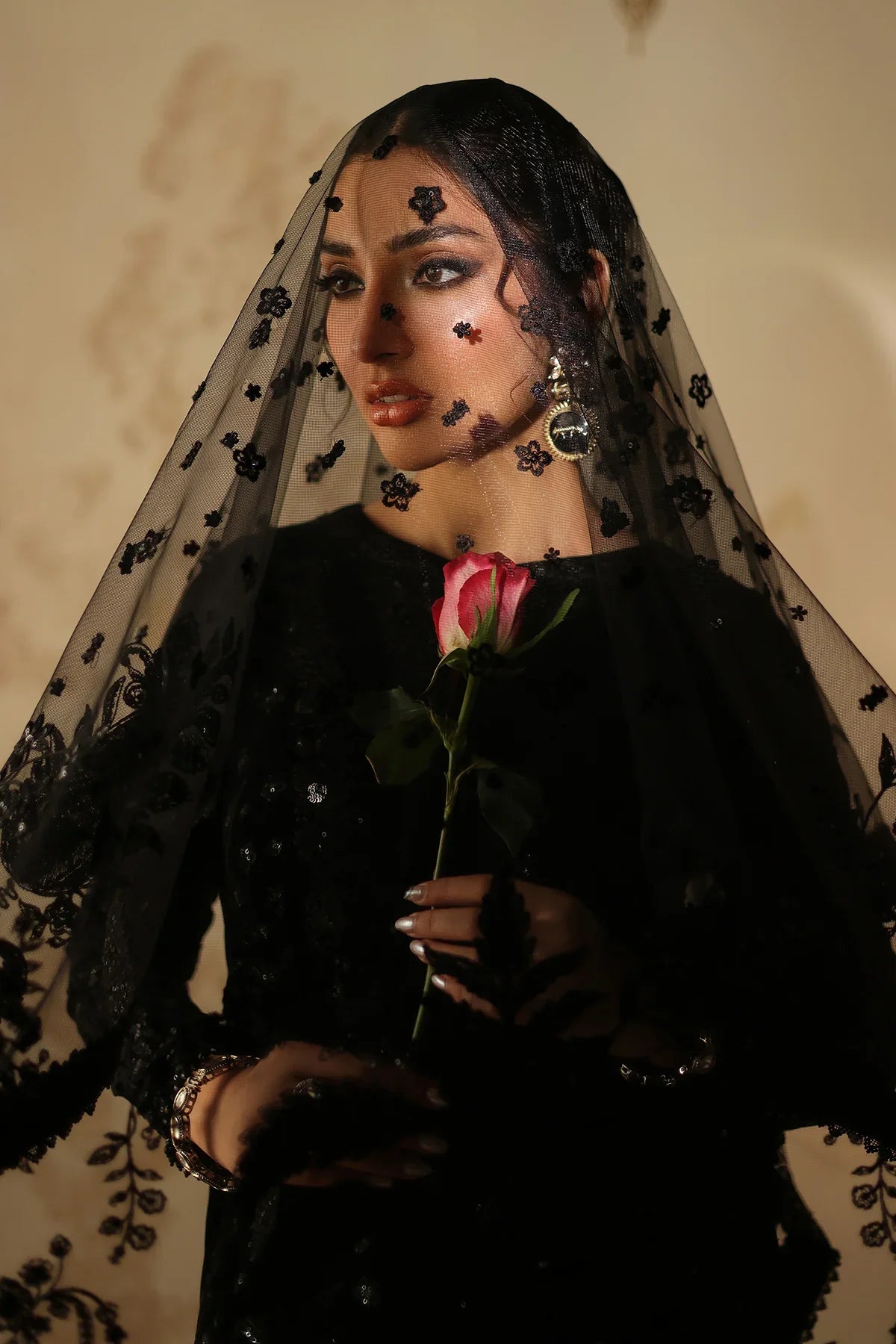Barqoue Embroidered Velvet Suit UF-4320