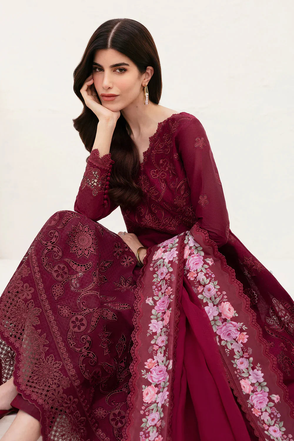 Baroque Embroidered Lawn Suit EL-D05