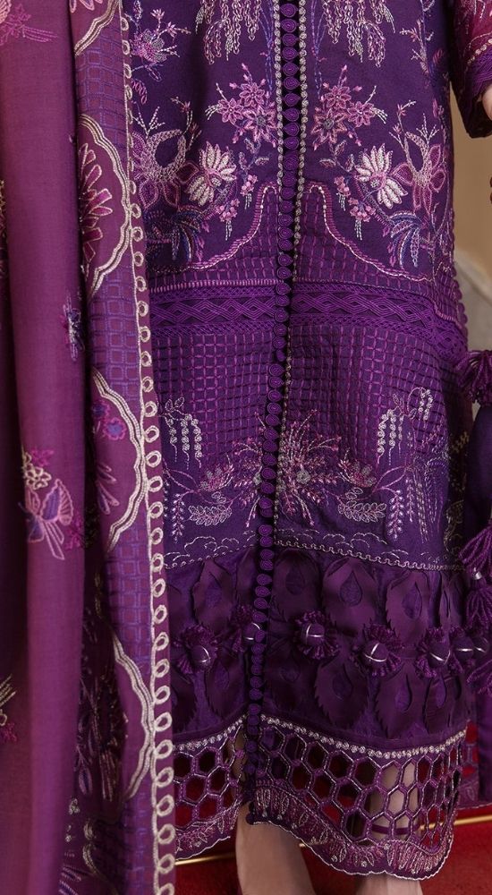 Republican Embroidered Karandi 3 Piece Suit La Mauve