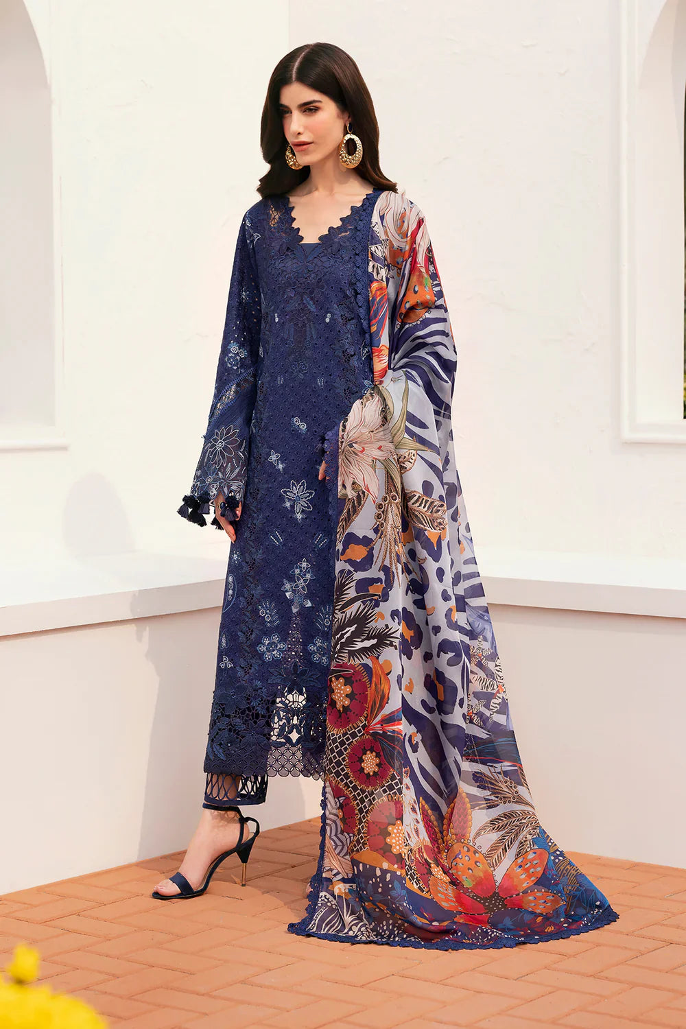 Baroque Embroidered Lawn Suit EL-D07