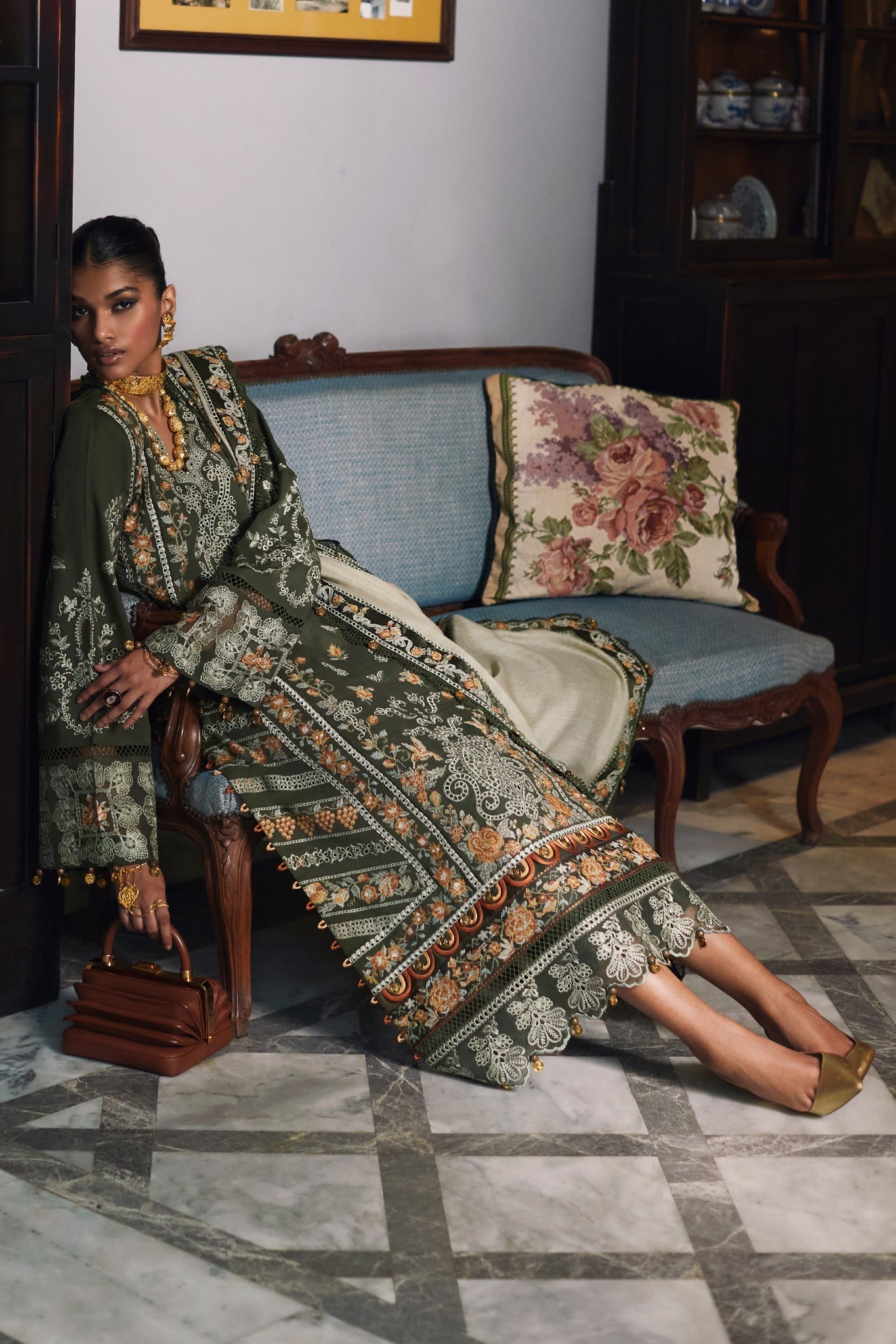 Elan Embroidered Khaddar 3 Piece Suit ARSIN EW22-10